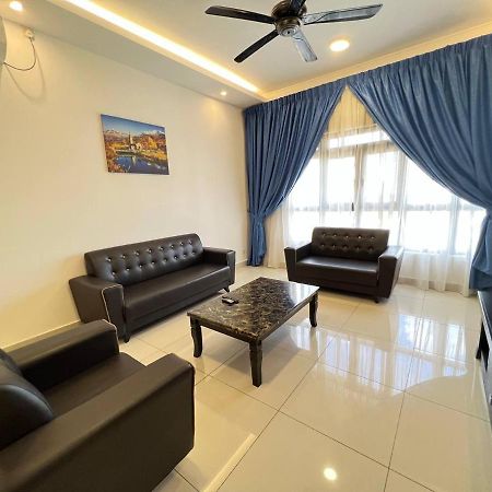 Meridinmedini Familytrip 5Min To Legoland By Vdo Homestay Nusajaya  Exterior foto